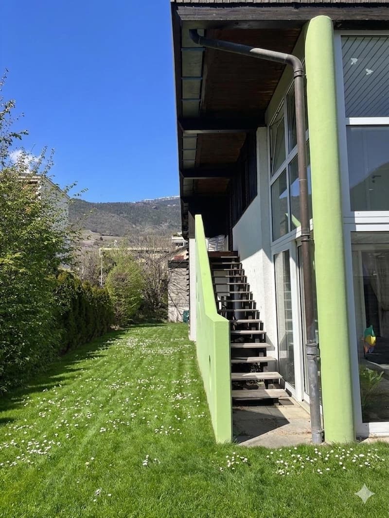 Villa d'eccezione con garage, laboratorio, giardino paesaggistico e giardino d'inverno (6)