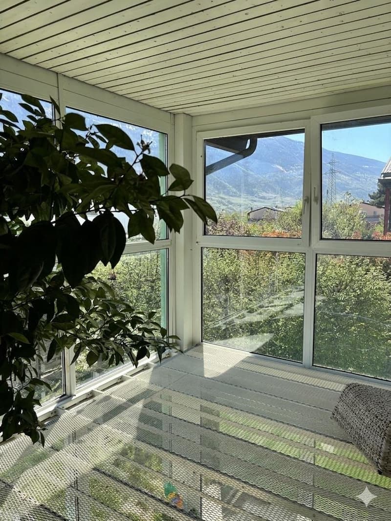Villa d'eccezione con garage, laboratorio, giardino paesaggistico e giardino d'inverno (16)
