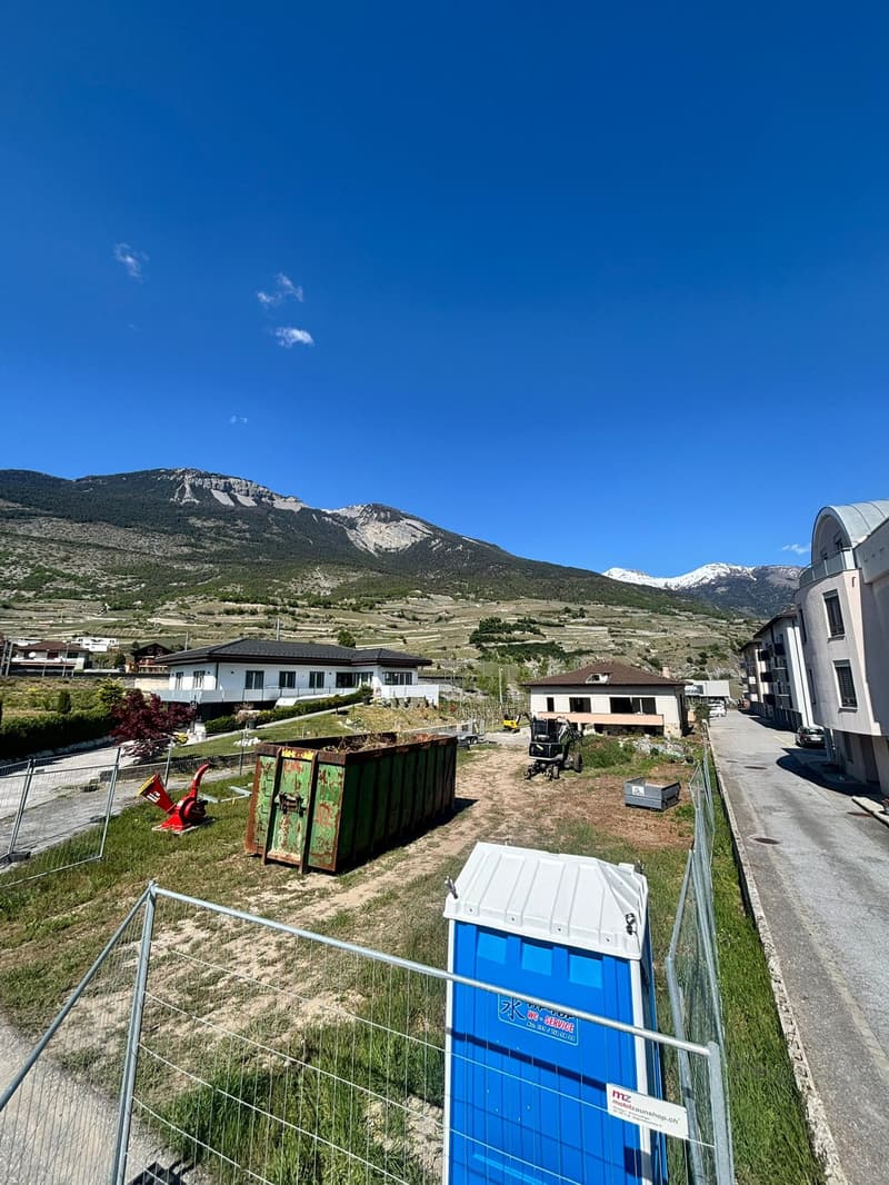 New construction project: Modern 2.5-room apartment with terrace in Salgesch (6)
