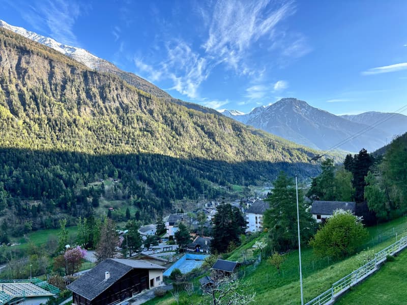 Studio Moderno con Balcone – Ideale per le Vacanze & l'Investimento (1)