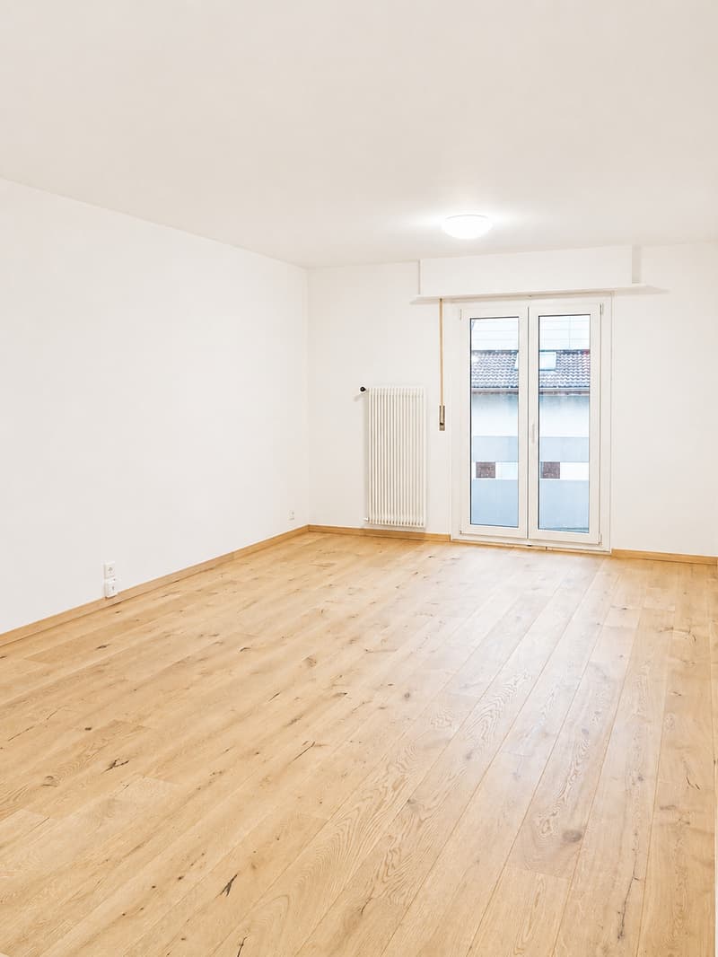 Appartamento terrazza di 4,5 locali rinnovato con tre balconi a Susten (1)