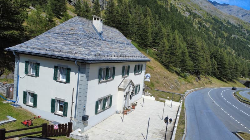 Café-Ristorante & Appartamento Engeloch (Simplon) – con garage e posto auto (3)