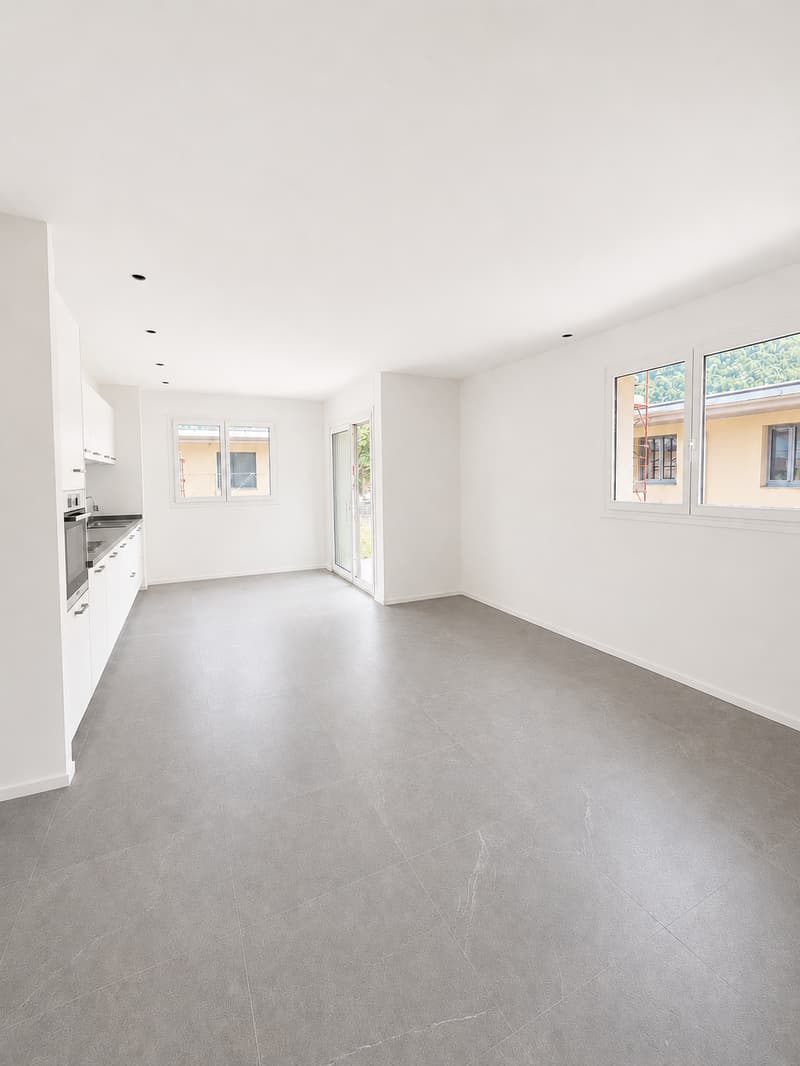 In Riva San Vitale, in Via dei Gelsi 21, we offer a bright 3.5-room apartment for rent (7)