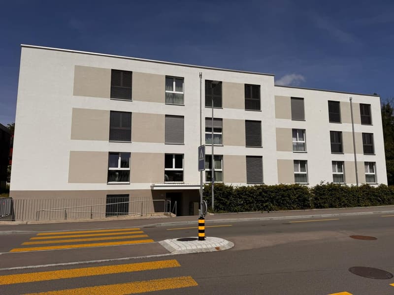 Modern 4.5-room apartment in an excellent location in Bülach (1)