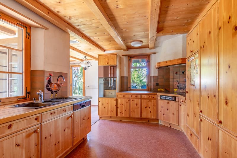 Charmante maison unifamiliale de 7,5 pièces avec sauna et garage à Brittnau (8)