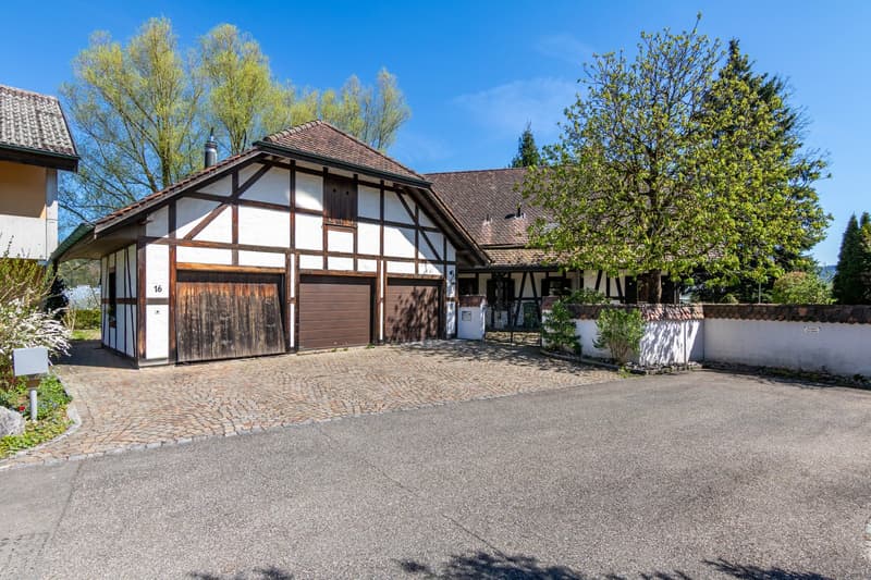 Charmante maison unifamiliale de 7,5 pièces avec sauna et garage à Brittnau (4)