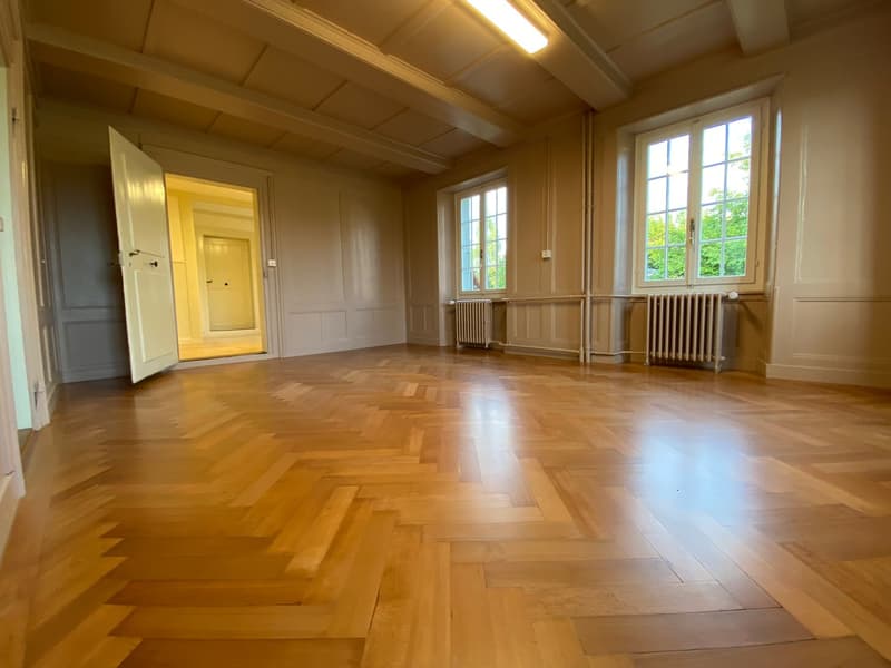 Casa bifamiliare affascinante - convertita in asilo nido e scuola diurna in una zona tranquilla di Lotzwil (6)