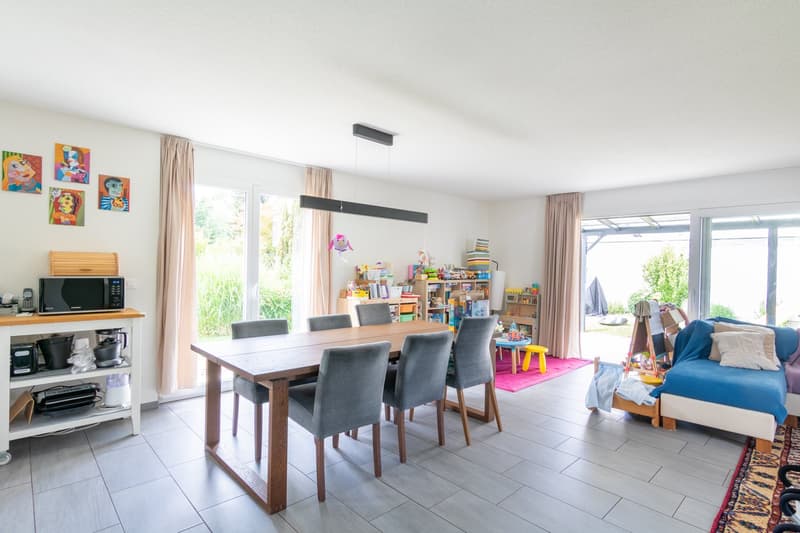 Modernes 5.5-Zimmer-Einfamilienhaus in ruhiger Lage in Niederlenz (5)