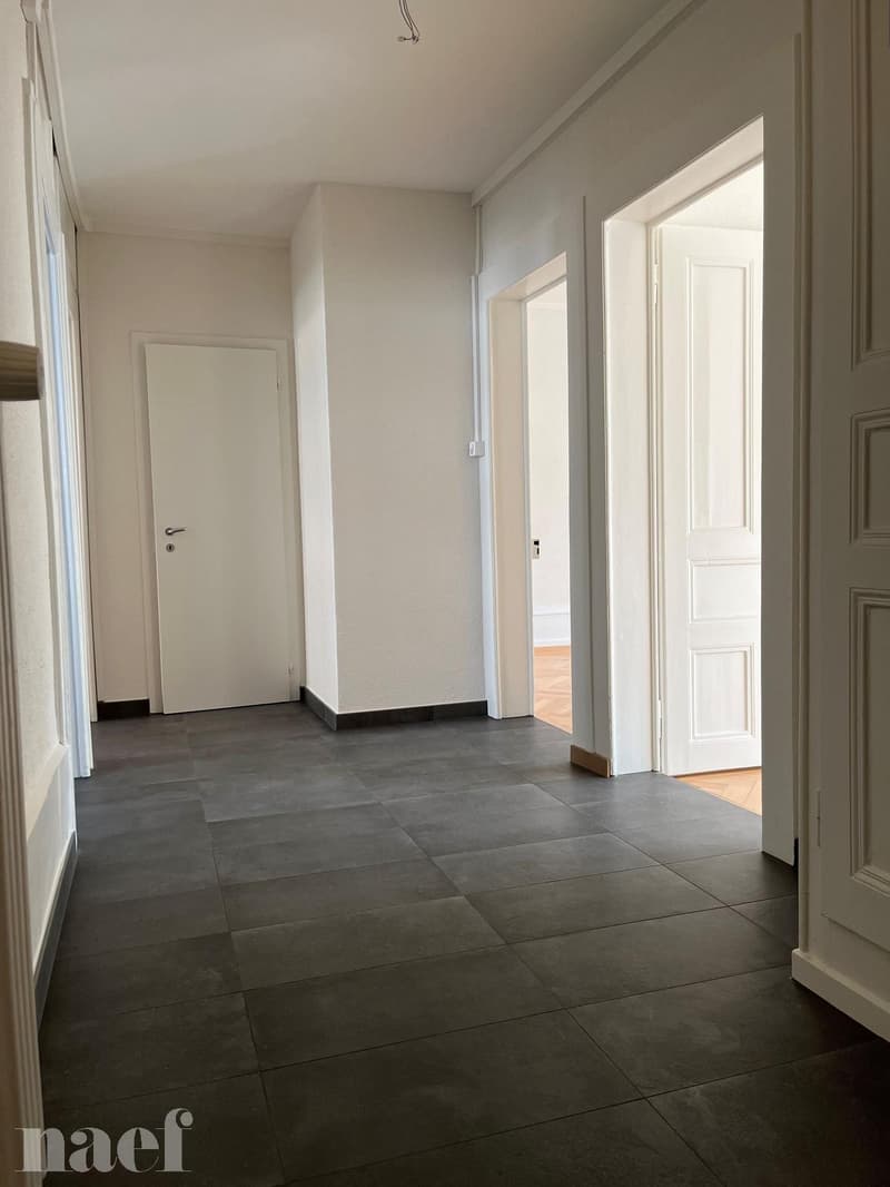 3 rooms on the 2nd floor close to the city center (7)