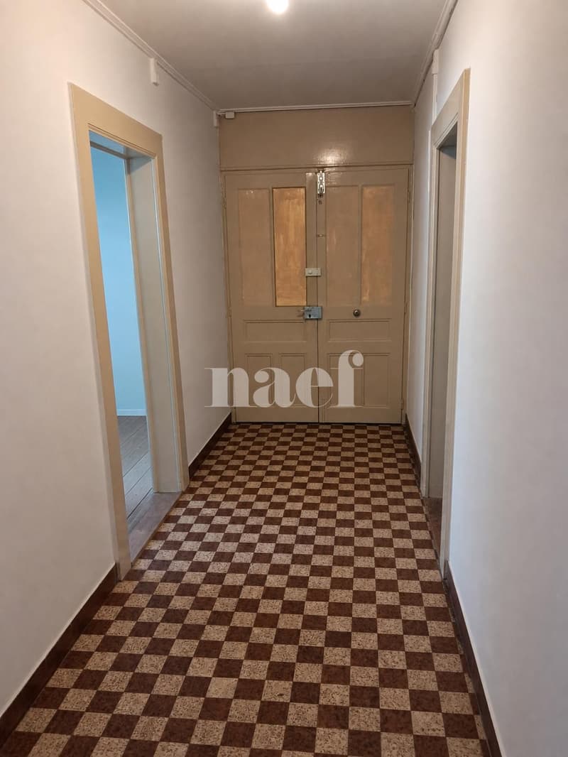 Wohnung mit 3 Zimmern in der Innenstadt (5)