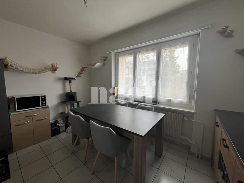 Two and a half room apartment in a quiet neighborhood (4)