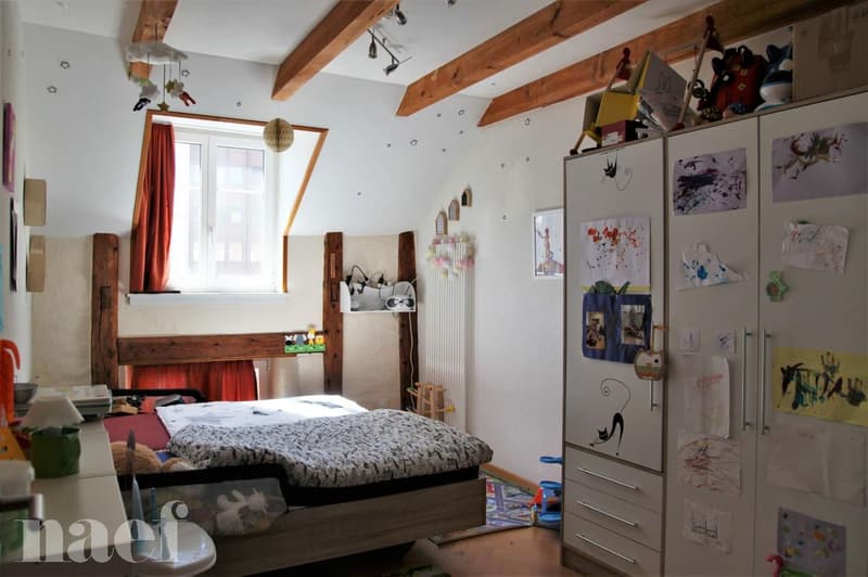 Beautiful and large bright 5-room apartment (10)
