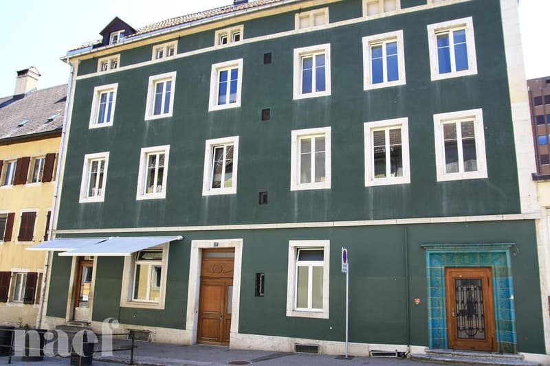 Beautiful and large bright 5-room apartment (13)