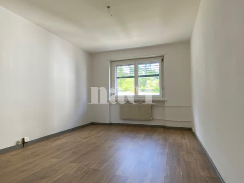 Zweizimmerwohnung im 4. Stock (3)