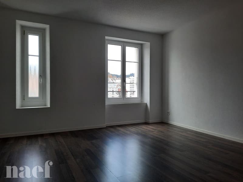 Schönes 2,5-Zimmer-Apartment im 4. Stock (2)