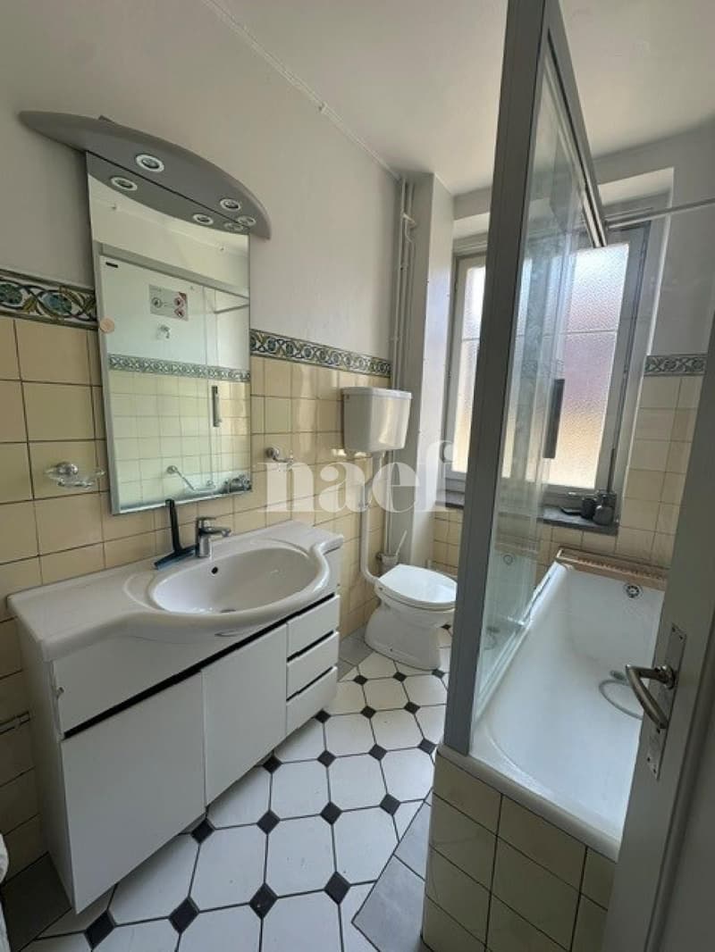 Three-room apartment on the 4th floor (6)