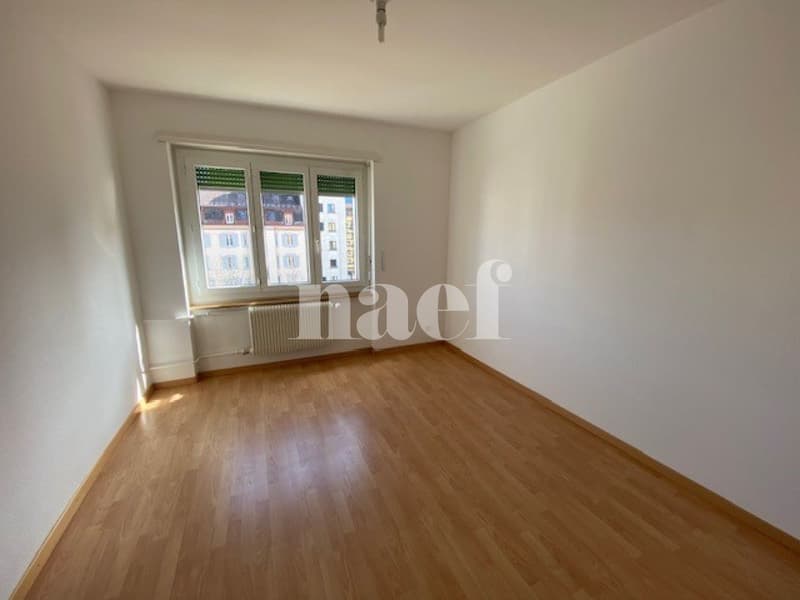 Magnifique appartement de 2.5 pièces au troisième étage (3)