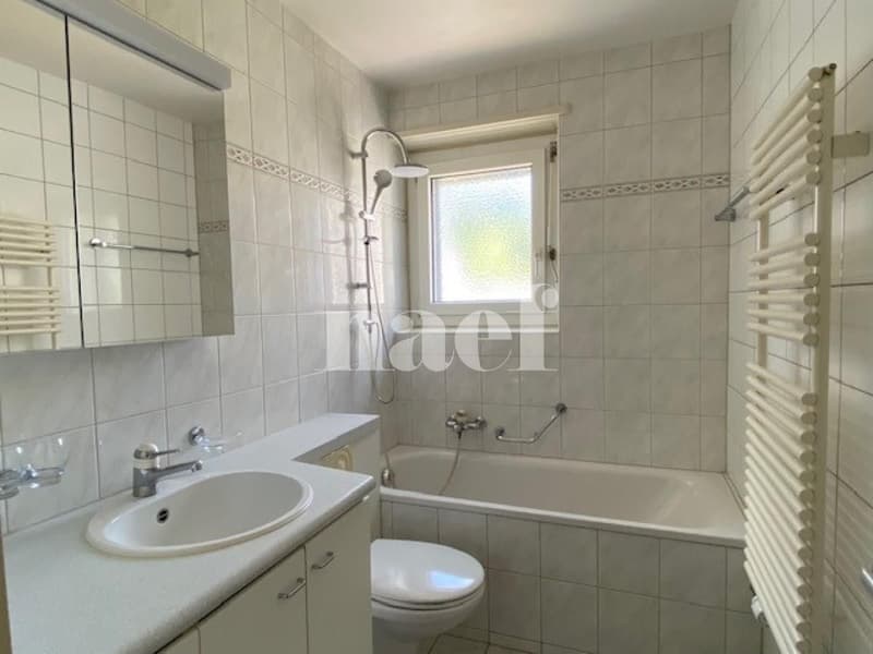 Appartement de 2 pièces au 4ème étage (5)
