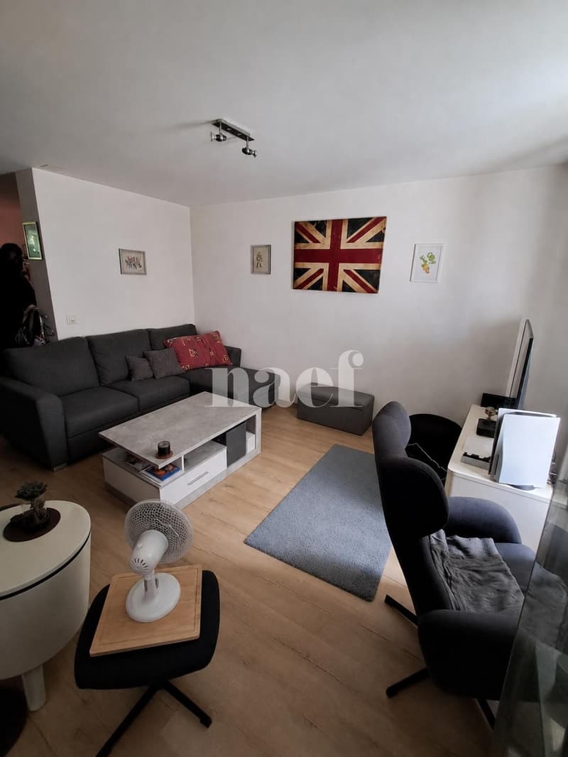 Appartement de 2.5 pièces au 1er étage avec jardin commun (1)