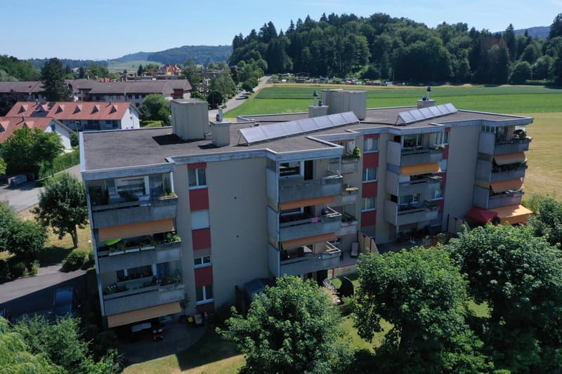 Gepflegte, praktische 3.5-Zimmer - Wohnung inkl. Einstellhallenplatz (2)