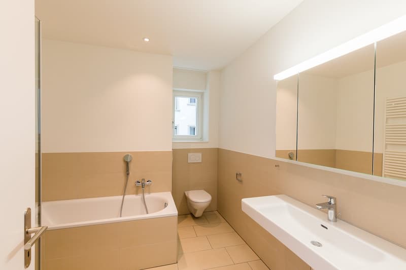 Charming 3.5-room old building apartment in Rorschach - directly on the lake (9)
