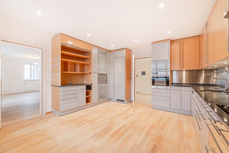 lichtdurchflutete Maisonette-Wohnung mit Seesicht (2)
