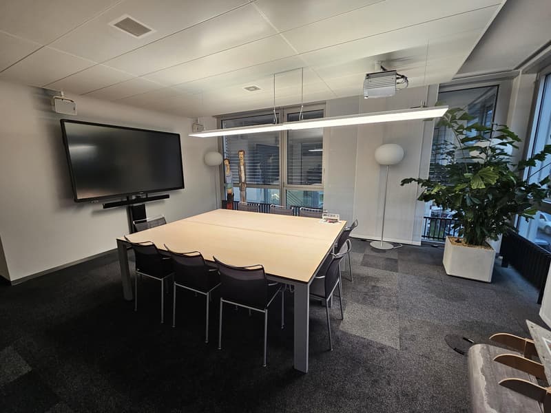 Sous-location 400 m² d'espace de bureau prêt à être occupé et entièrement meublé (7)