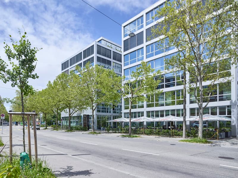 Sous-location 400 m² d'espace de bureau prêt à être occupé et entièrement meublé (12)