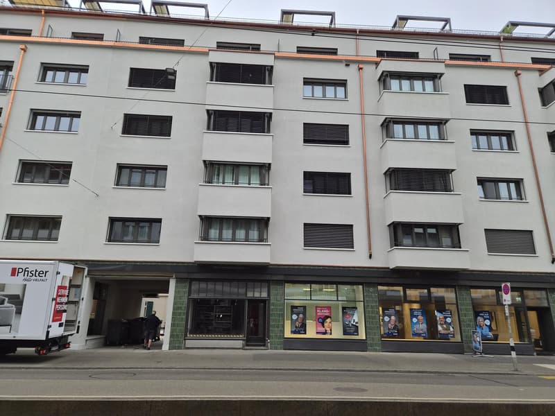 34 m² Retail Opportunity in the Heart of Zurich Seefeld (1)