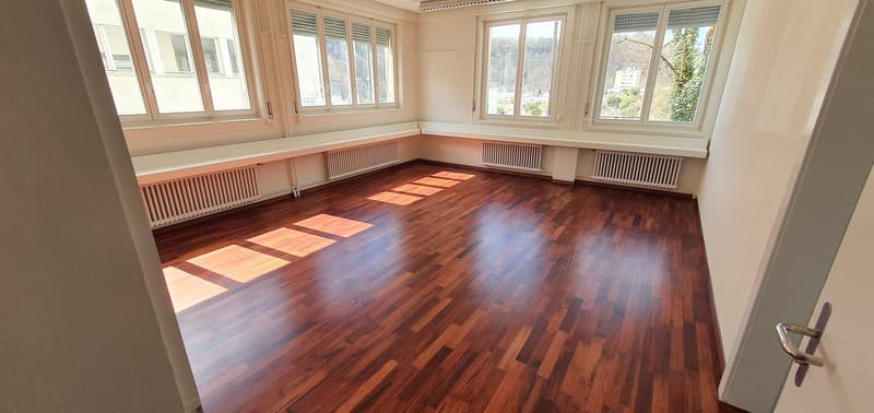 Büro 4
