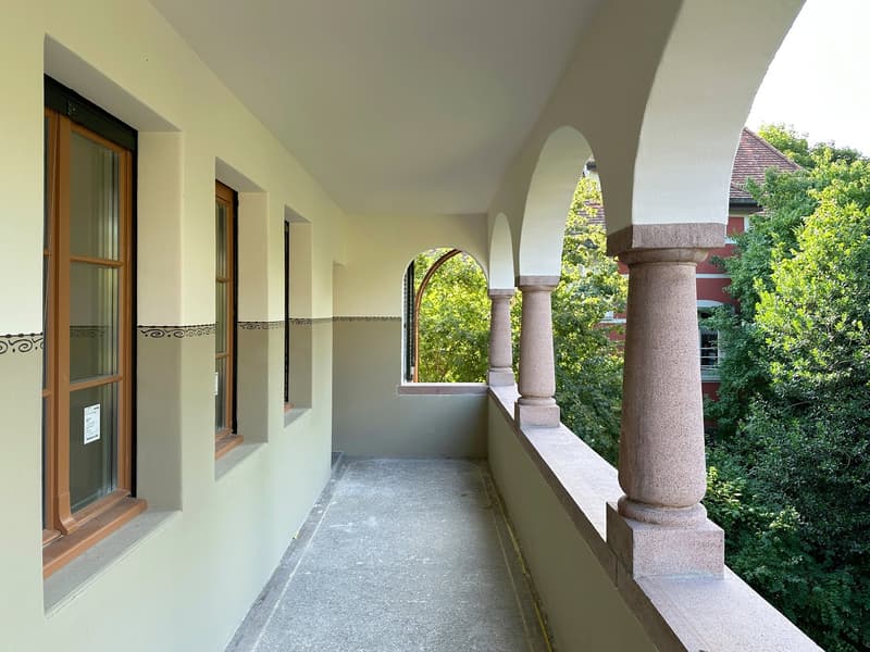 Beautiful 5-room family apartment for rent in the heart of Bümpliz (2)