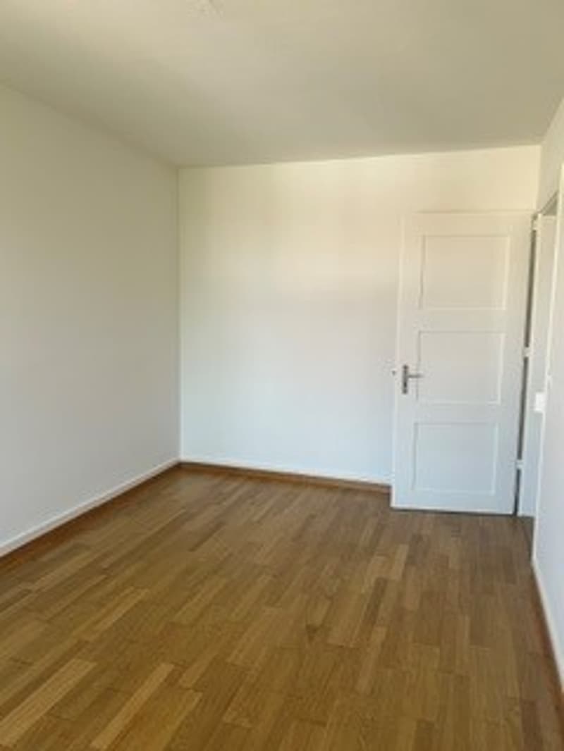3-Zimmer-Wohnung 2. OG mit Vermietungskriterien zu Vermieten (4)