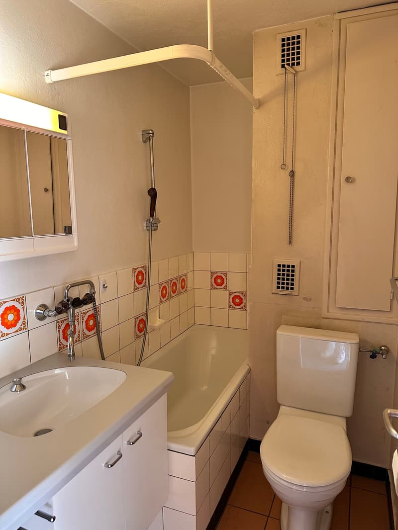 Kleines 4-Zimmer-Reiheneinfamilienhaus mit Vermietungskriterien (2)