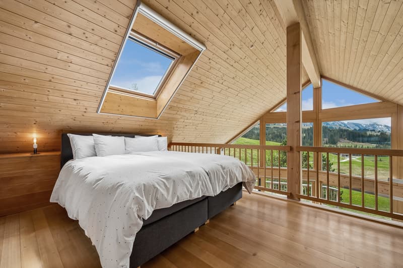 Mezzanine mit Doppelbett und herrlicher Aussicht