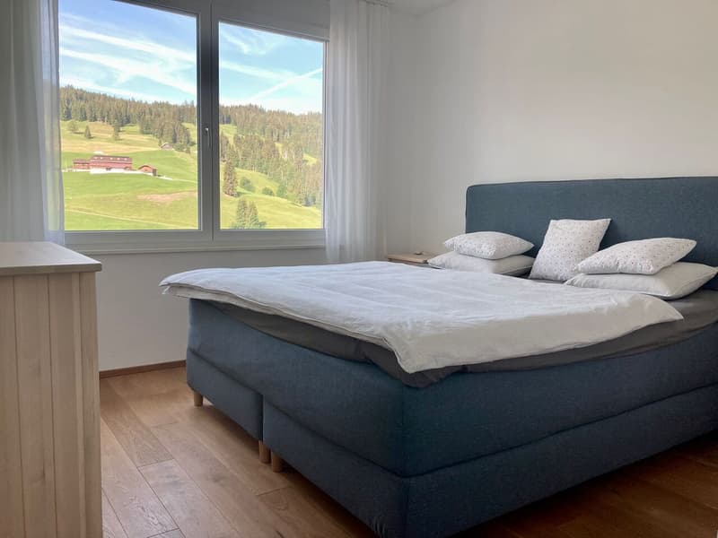 Schlafzimmer 1