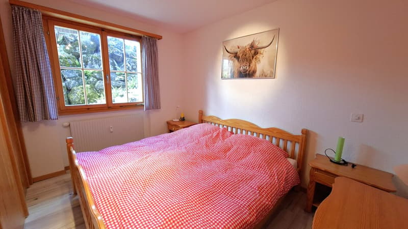 grosszügiges und ruhiges Schlafzimmer