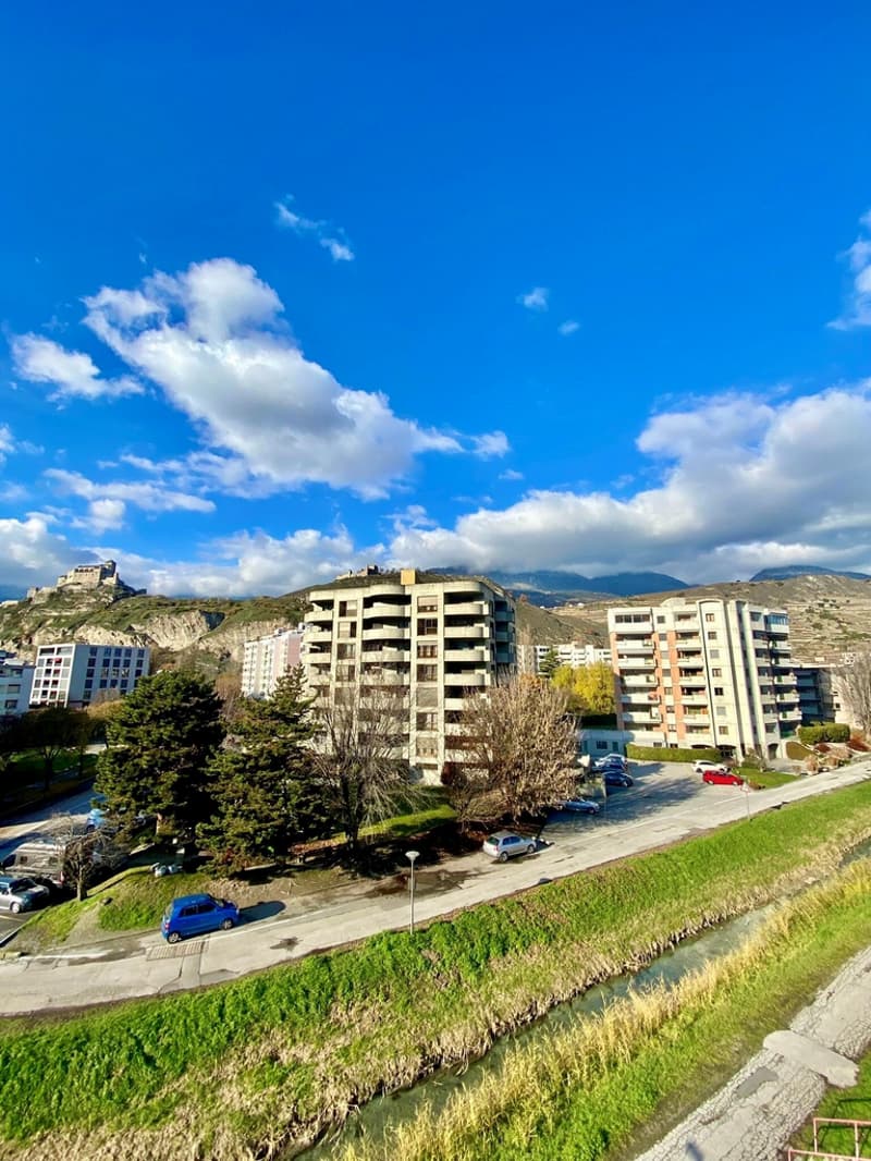 20510.01.10202_vue2.jpg