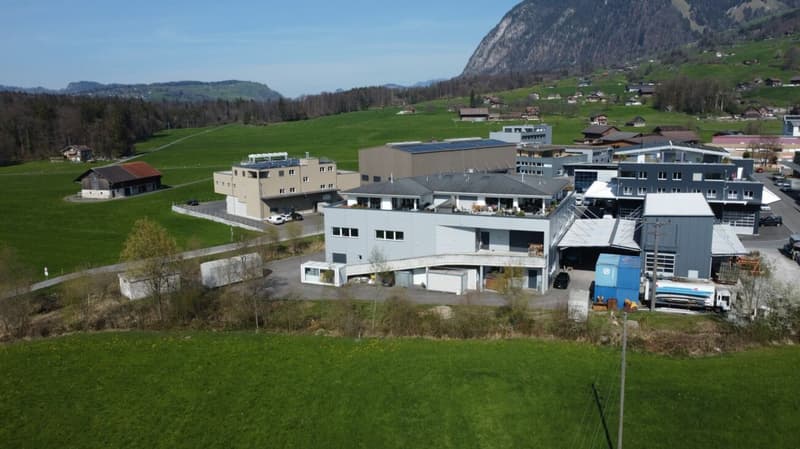 Espace commercial génial avec rampe d'accès (1)