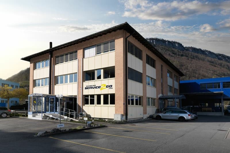 Flexible commercial/office spaces on the ground floor (2)
