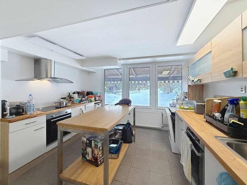 16-room inn with bar for rent in Morgins (7)