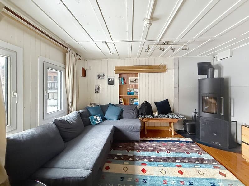 16-room inn with bar for rent in Morgins (5)