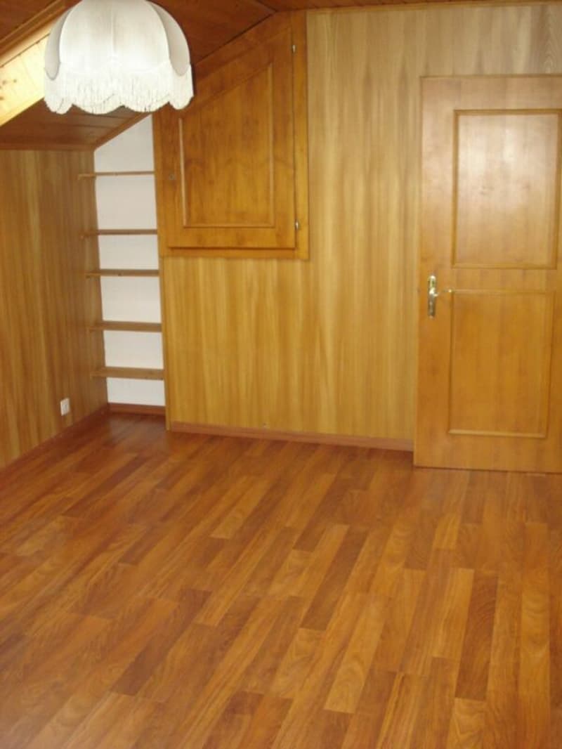 Chalet di 3 appartamenti, ideale per rendita (11)