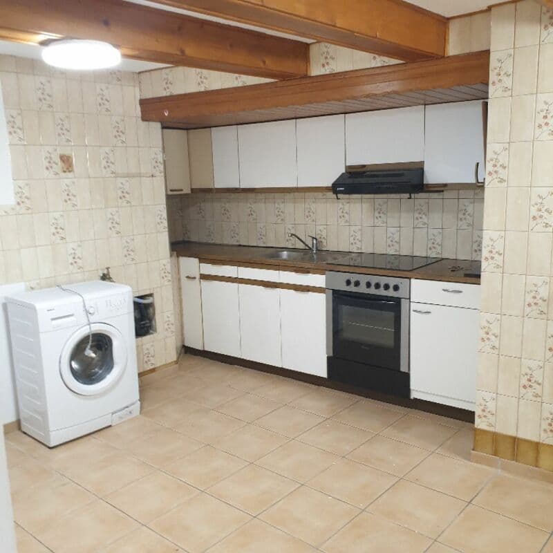 Chalet di 3 appartamenti, ideale per rendita (6)
