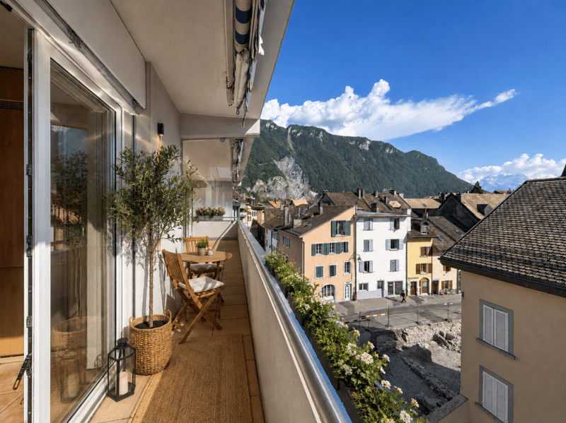 Bello e spazioso appartamento di 3.5 locali con magnifica vista sulle Dents-du-Midi e sul lago. (2)
