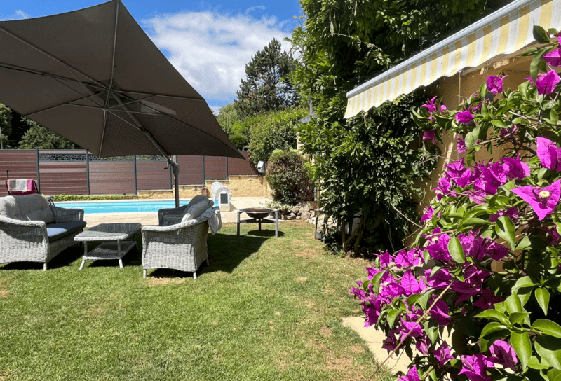 Prächtige Villa mit Pool in Valeyres-sous-Montagny (2)