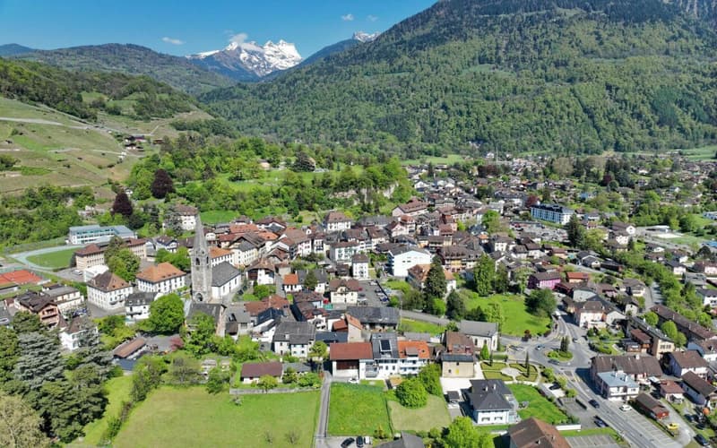 Bauplatz mit Projekt in Bex zu verkaufen (12)