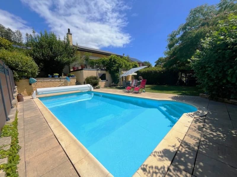 Villa magnifica con piscina a Valeyres-sous-Montagny (1)
