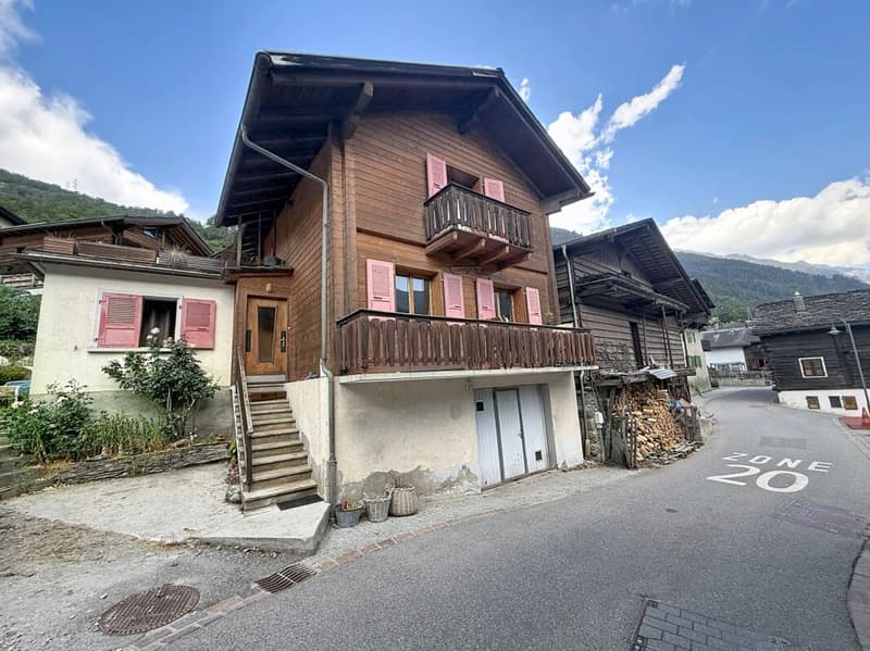 Chalet de 4 pièces dans le village "Le Châble" (2)
