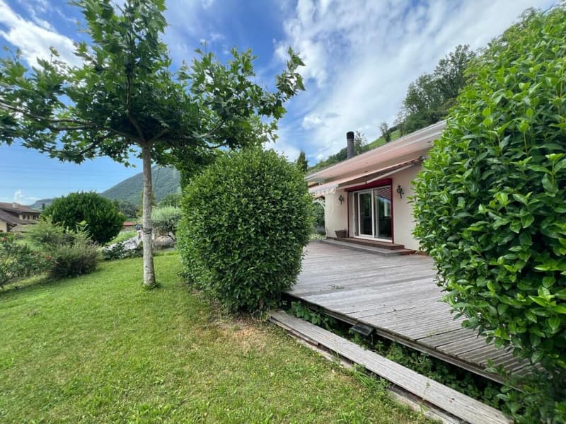 Cosy villa with single-level living and magnificent views of the mountains and the Dents-du-Midi (2)