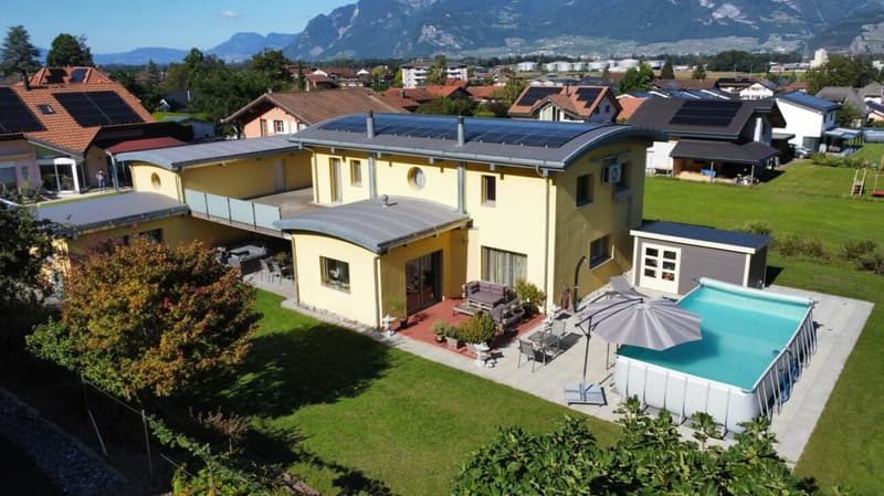 Detached house with habitable annex in Collombey (4)